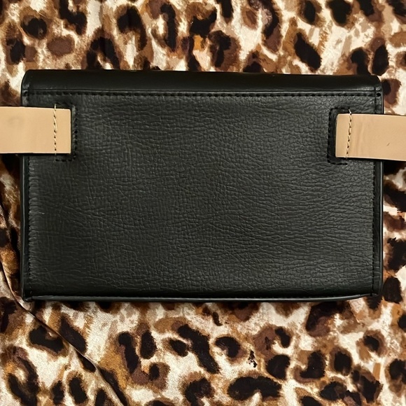 Brand New Michael Kors Black Leather Belt Bag Fanny Pack w/ Silver Tone Buckle main image 12